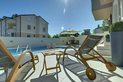 Ferienhaus in Ližnjan nahe am Strand