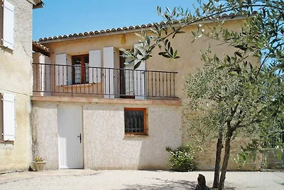Wohnung in Malaucטne mit Garten