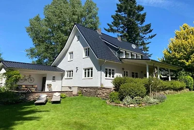 Holiday home with 4 bedrooms