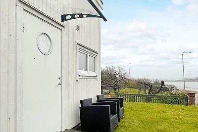 2 Personen Ferienhaus in Öckerö-By Traum