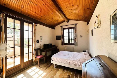 Villa in Valcros mit Pool und Meerblick