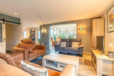 Modernes und attraktives Ferienhaus für 6...