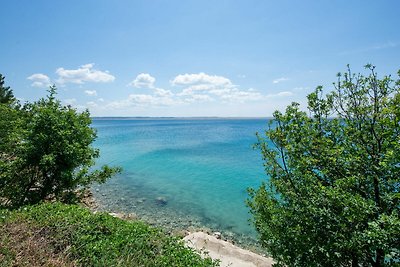 Casa con terrazza situata vicino alla...