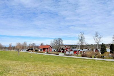 4 Sterne Ferienhaus in HALLSTAVIK