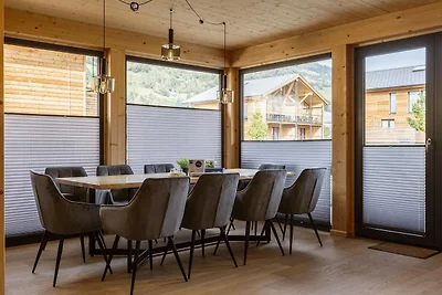 Attraktives Ferienhaus mit Pool