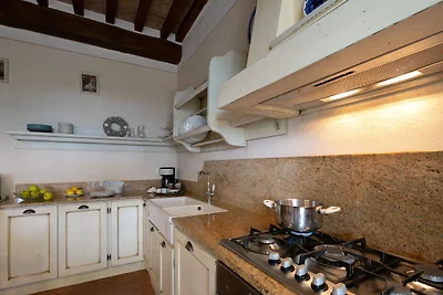 Ferienhaus in Cortona mit Pool und Aussicht