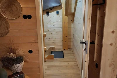 Echo Valley Hillside Holiday Home with Sauna ...