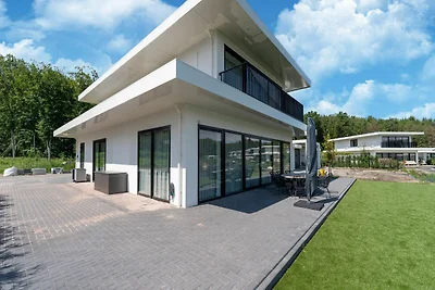 Villa in Zeewolde mit Garten
