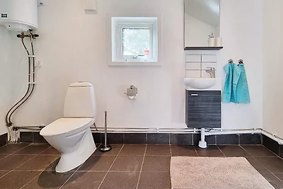 4 Personen Ferienhaus in FÄRLÖV-By Traum