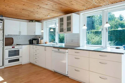 6 person holiday home in Glesborg-By Traum