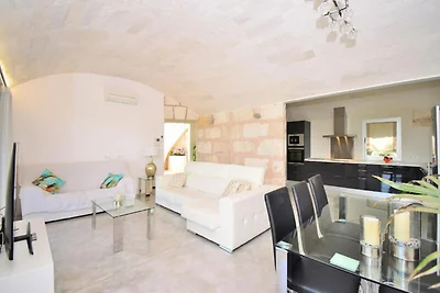 Haus in Maria de la Salut mit Pool