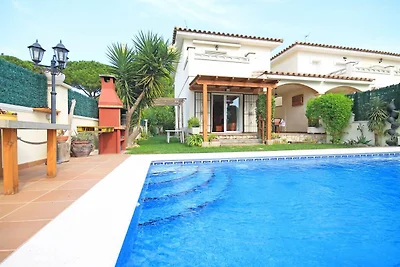 Haustierfreundliche Villa in L'Escala