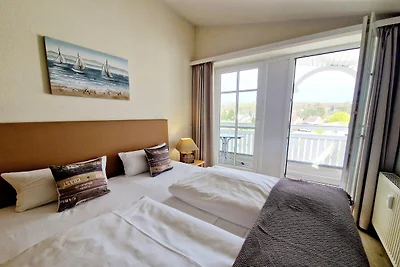 Moderne Ferienwohnung mit Balkon und WLAN in...