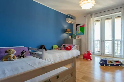 Borsi 81 - Adriana Family Apartment