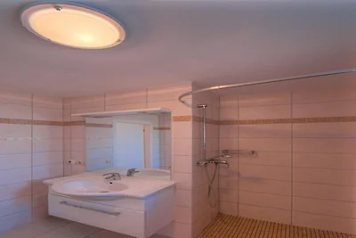 Komfortabler Doppelbungalow mit Terrasse im F...
