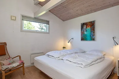 8 Personen Ferienhaus in Væggerløse