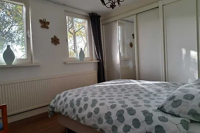 Fijn vakantiehuis in een privé-natuurgebied