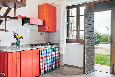 Gemütliches Ferienhaus in Magione mit Pool