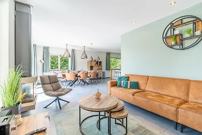 Luxuriöse Ferienvilla für 8 Personen