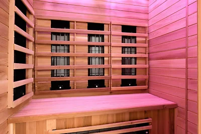 Moderne Wellness-Villa mit Sauna