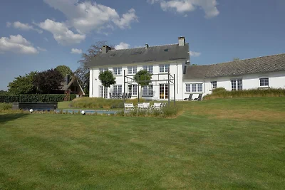 Geräumige Villa mit privatem Pool in Theux