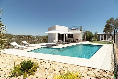 Villa in Olivella mit Pool und Grill