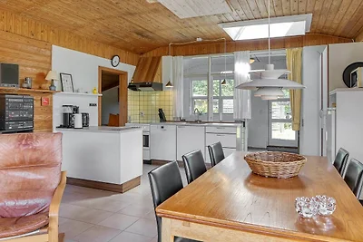 4 Personen Ferienhaus in Væggerløse-By Traum