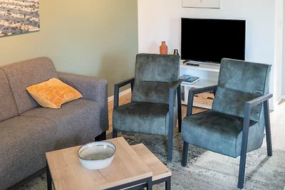 Ferienhaus in Scherpenisse mit Garten