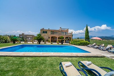 Casa di campagna a Sa Pobla con piscina