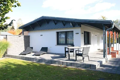 Ferienhaus mit Wasserblick, Lübben