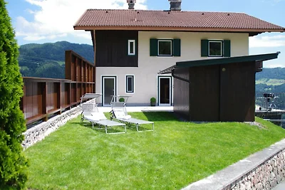 Chalet in Tirol mit Sauna und Skiloipen