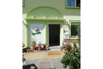 Heimathaus "Little Earth"