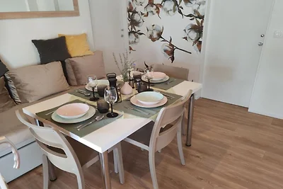 Mobile Home Annika Mar - Two Bedroom Mobile H...