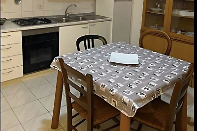 Schöne Wohnung in Chianchitta mit Balkon