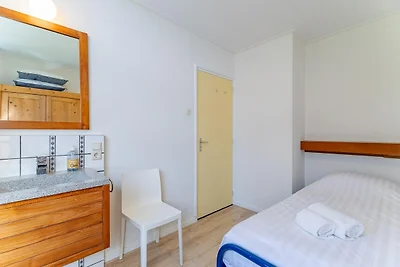 Bungalow nahe Strand mit Garten