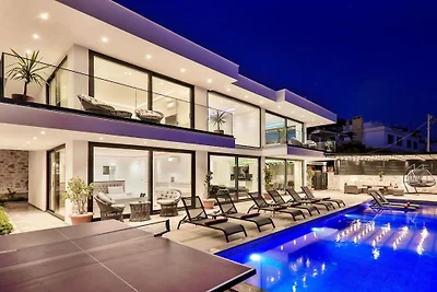 Villa in Kalkan met zwembad