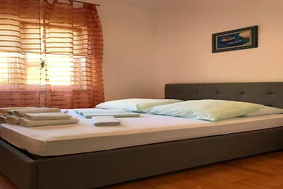 Apartments Semafor - One Bedroom Apartment wi...