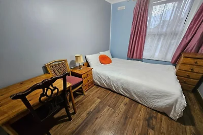 Belvilla Russel Court Hotel | Standard Triple