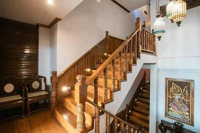 Lanna Deluxe Hideaway | Kingsize bed & Spa...