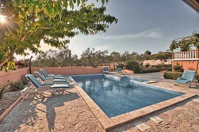 Ferienhaus mit Pool in Visocane