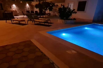 Luxury apartment Ani - Three Bedroom Apartmen...
