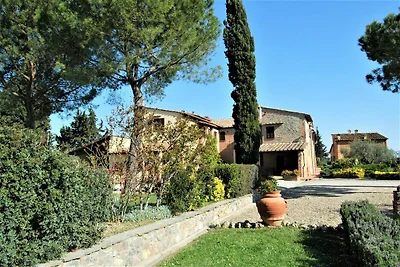 Apartment in Chianti with swimming pool