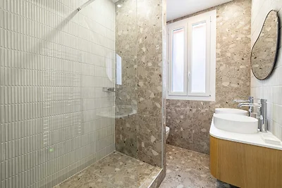 Warmes Apartment – 2BR/6P – Cannes/Strandnähe