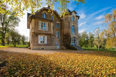 Vakantiehuis grenzend aan een château.