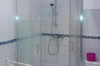 Ein wunderschönes Ferienhaus mit Seezugang