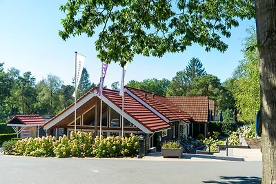 Bungalow mit Pool in Hoenderloo