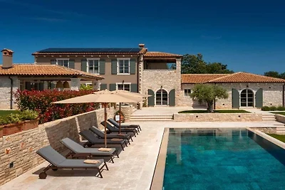 Villa Olive View