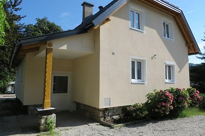 Hübsches Ferienhaus in Bodensdorf am Ossiache...