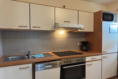 Gemütliches Ferienhaus mit Terrasse im Teutob...
