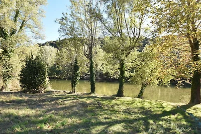Moderne Villa in Roquebrun mit Schwimmbad